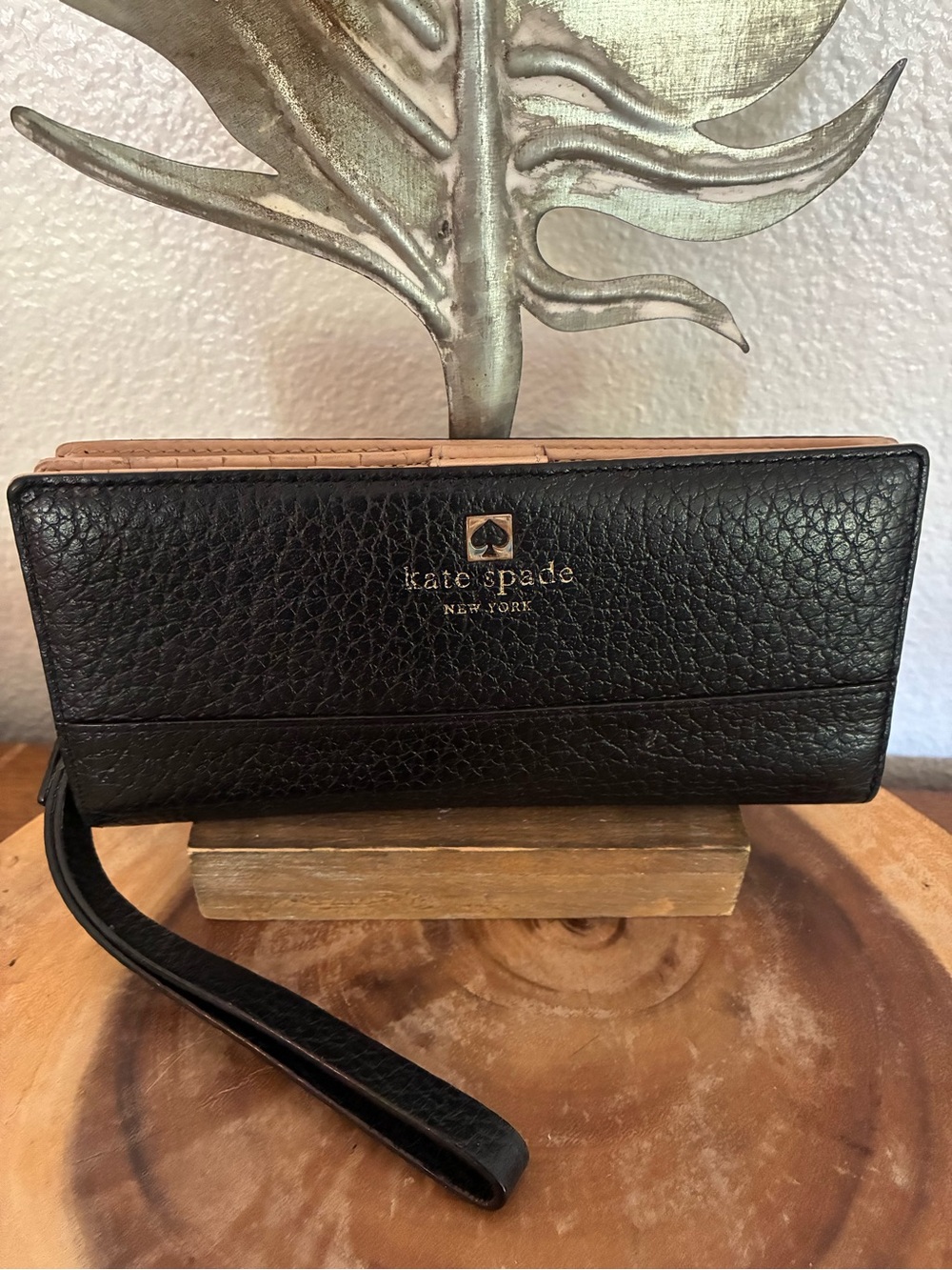 kate spade Black & Beige Pebbled Leather Wristlet Wallet